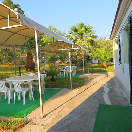 Hotel Residence Villa Ascoli Vieste Exterior foto